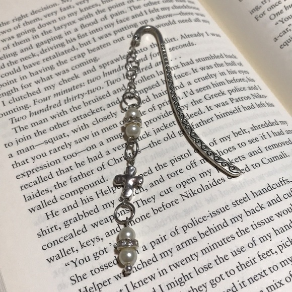 Metal Shepherds Hook Bookmark w/Chain, Glass Beads & Rondels, & Metal Cross Bead - Picture 3 of 13
